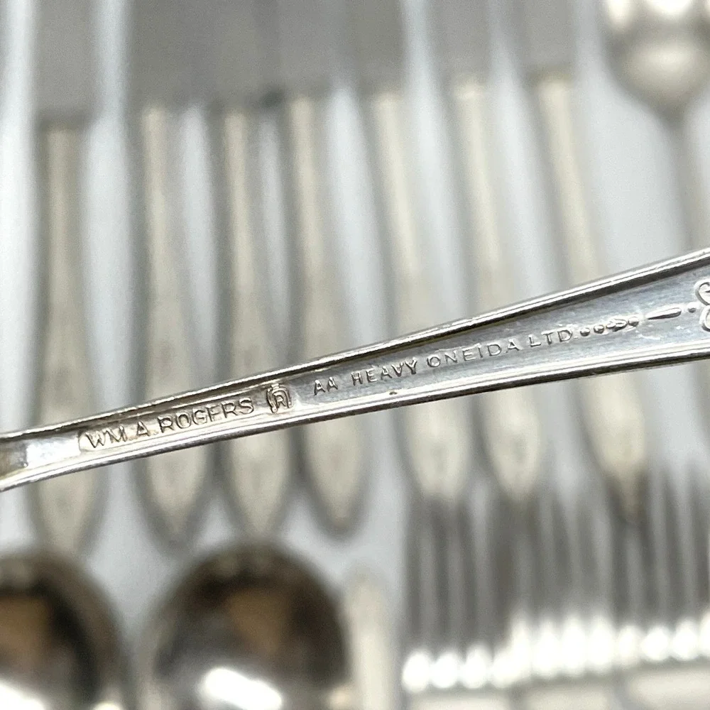 Wm A‎ Rogers Debutante Grandeur Princess by Oneida Silverplate Flatware 34 piece